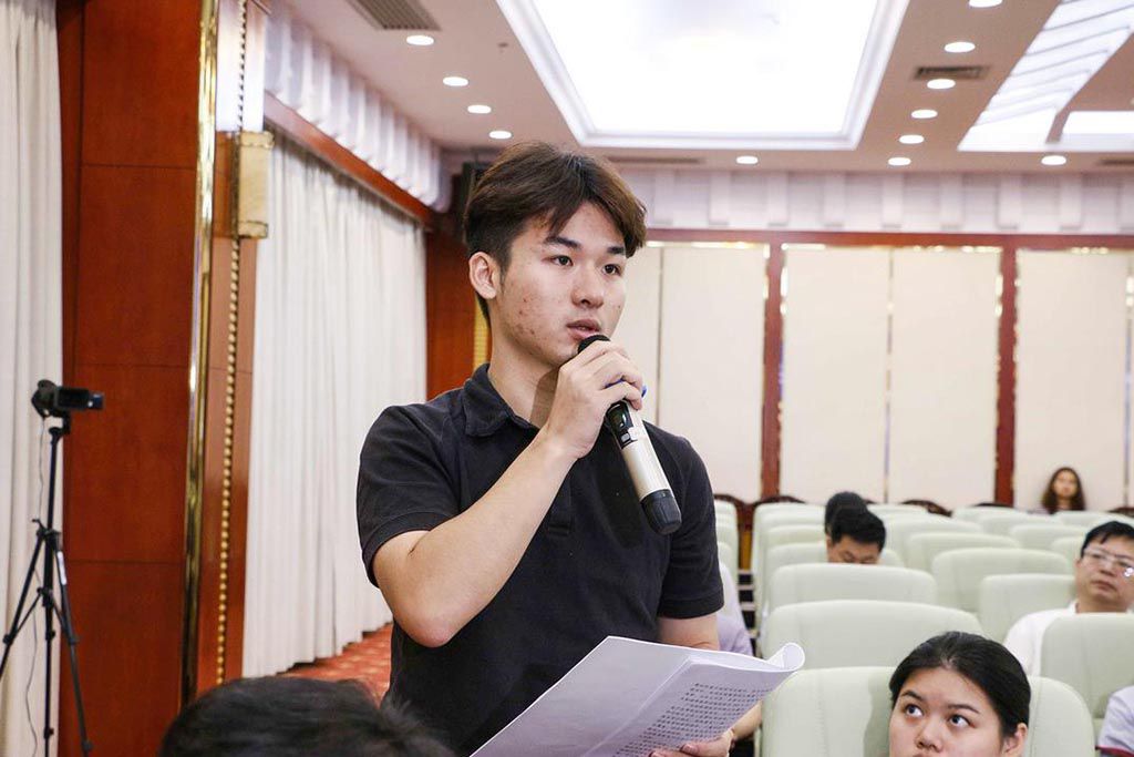 1532943127596764.jpg 记者提问1.jpg