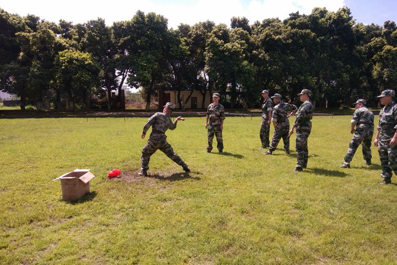 公司参加象山区2020年度民兵应急连军事训练.jpg