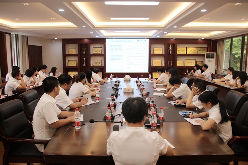 一分公司开展商务管理人员专题培训.jpg