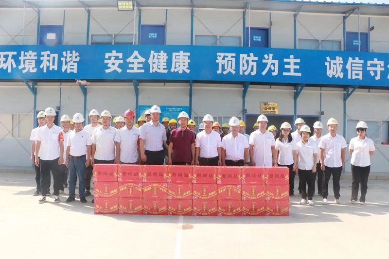 1634092282278845.jpg 黄鸣1.jpg