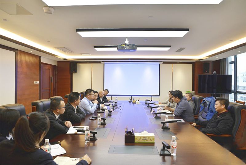 交流现场 - 副本.jpg