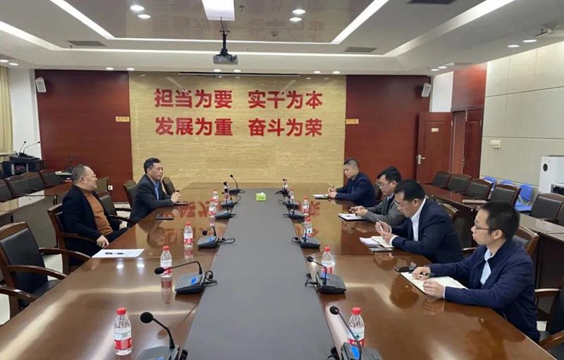龙总800.jpg