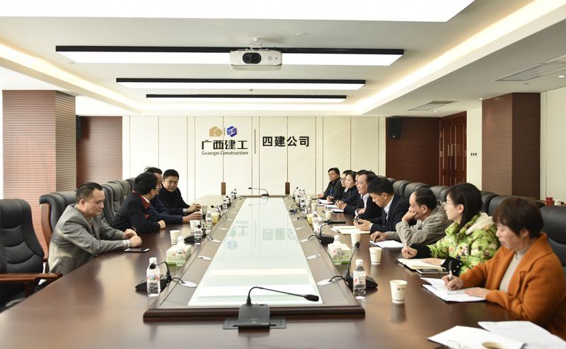 会议现场（800图）.jpg