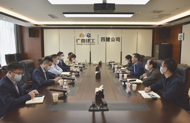 会谈现场2（修图）.jpg