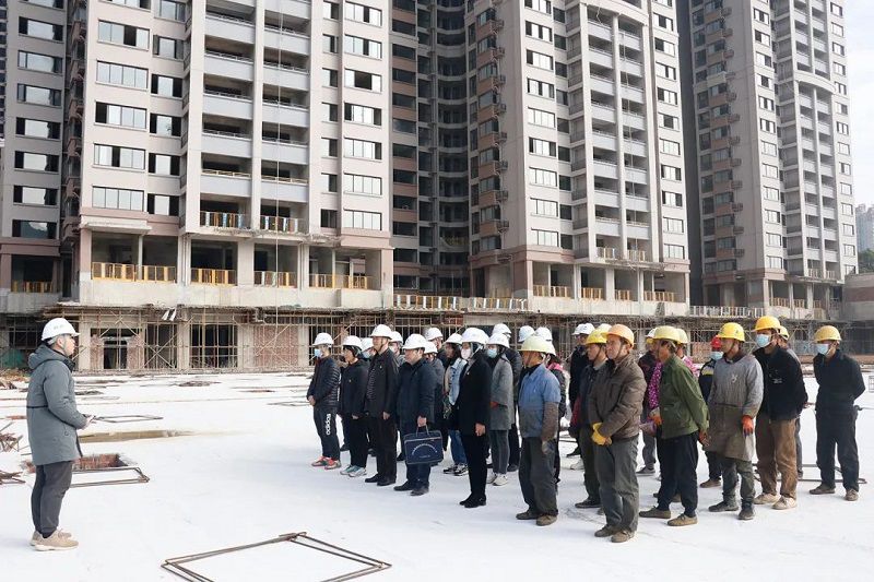公司党的二十大精神宣讲团到第十一分公司御景阁项目宣讲2.jpg