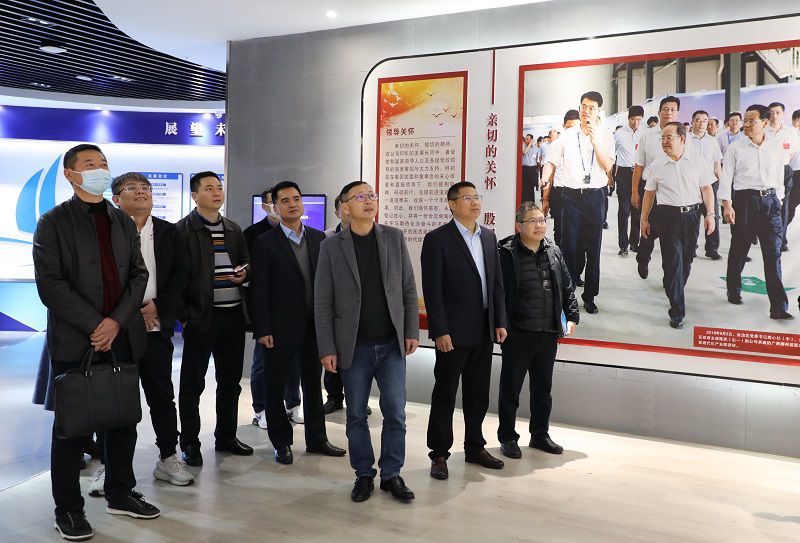 五建集团考察（800图）.jpg