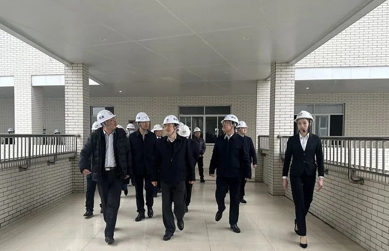 国家卫健委到公司中南大学湘雅二医院桂林医院国家区域医疗中心建设项目调研指导工作.png