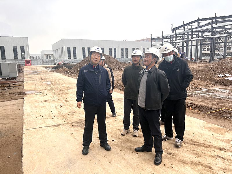 邱董督导检查2（修图）.jpg