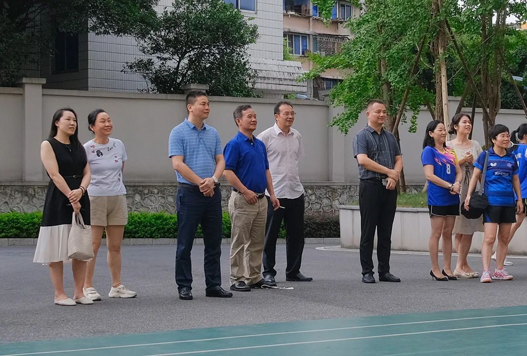 邱董观看比赛.jpg