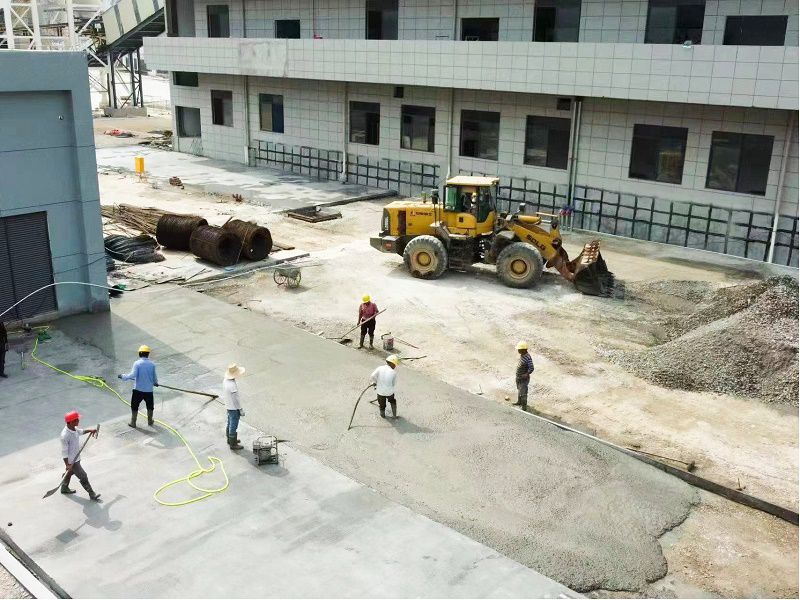 混凝土路面铺设（800图）.jpg