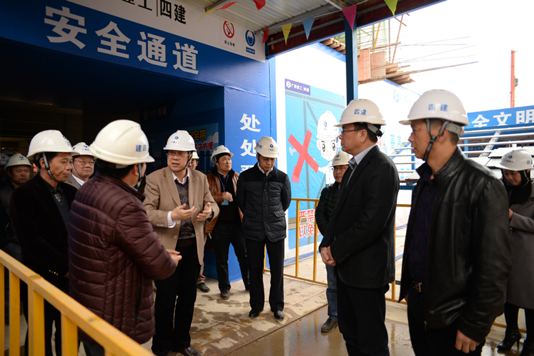 集团总经理罗涛到四公司项目一线调研指导 