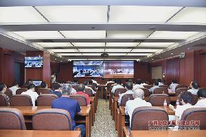 广西部署全区农村人居环境整治三年行动工作(组图)