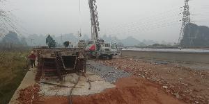 【奋战年底作贡献】八分公司桂林市芳香东路新建工程一标项目部战严寒保进度   
